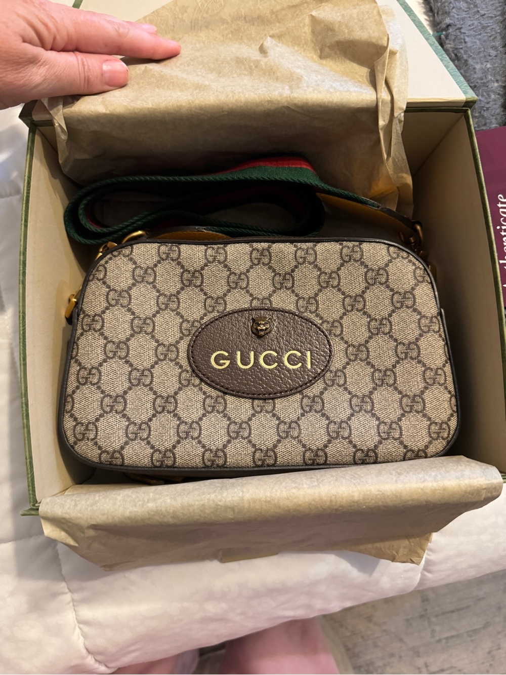 Gucci Neo Vintage Crossbody Bag - Picture 3 of 14